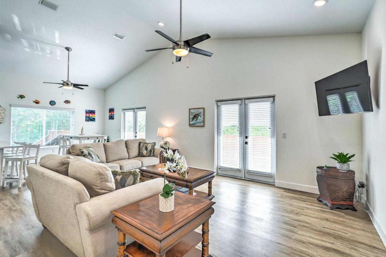 Family-Friendly Tampa Home Less Than 3 Mi To Ocean! Exterior photo